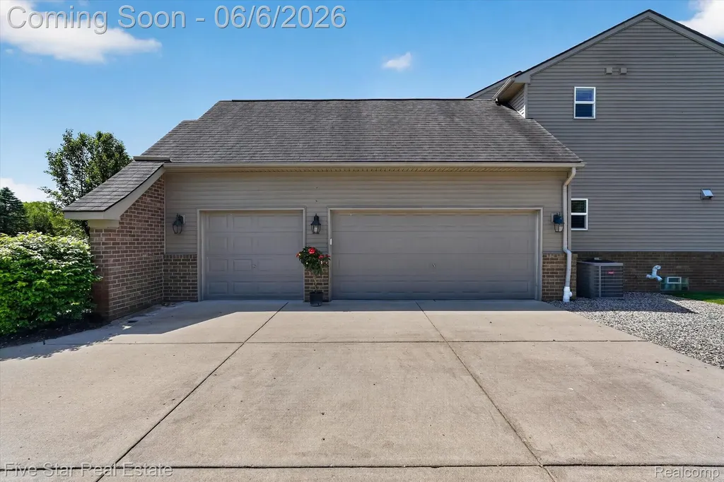 3130 Katie Lane Highland Charter Township MI 48380
