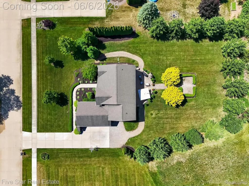 3130 Katie Lane Highland Charter Township MI 48380