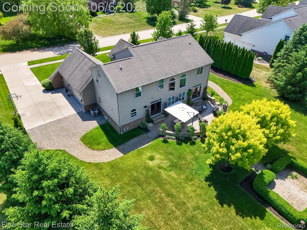 3130 Katie Lane Highland Charter Township MI 48380