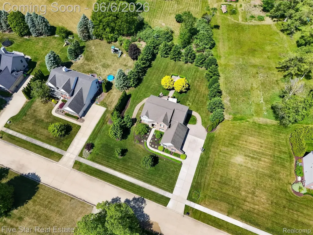 3130 Katie Lane Highland Charter Township MI 48380