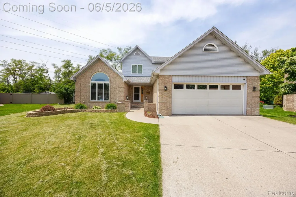 932 River Court Wyandotte City MI 48192