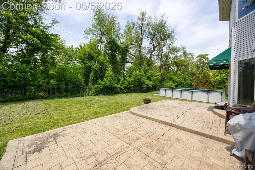 932 River Court Wyandotte City MI 48192