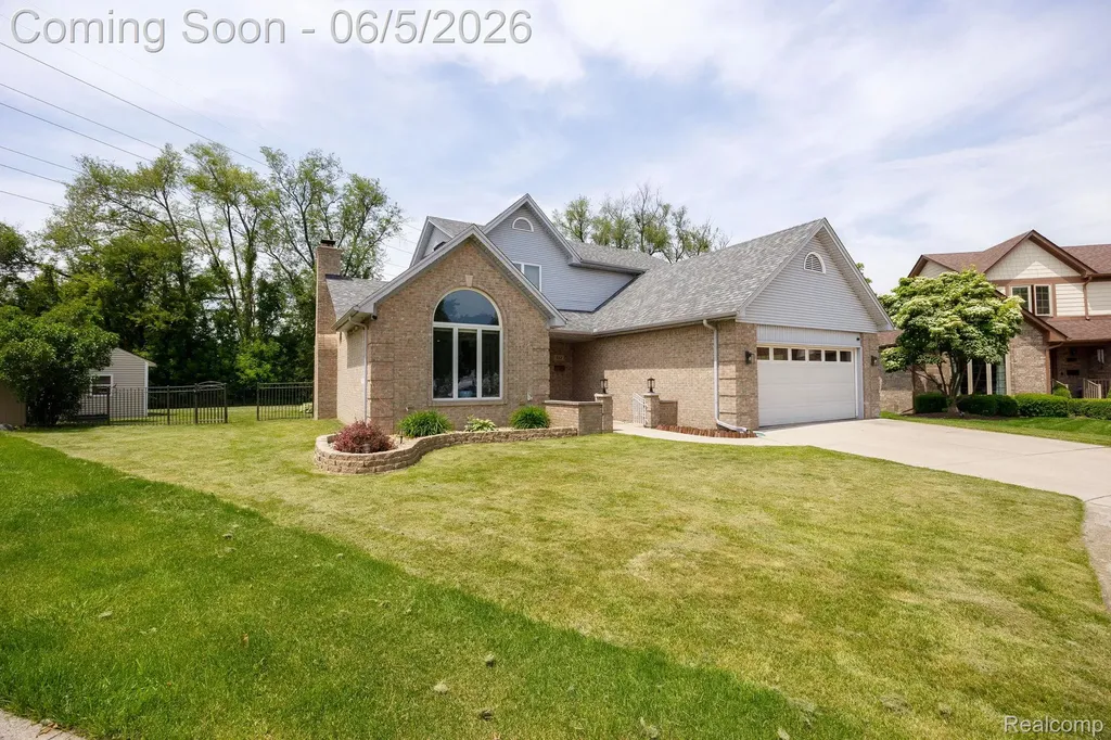 932 River Court Wyandotte City MI 48192