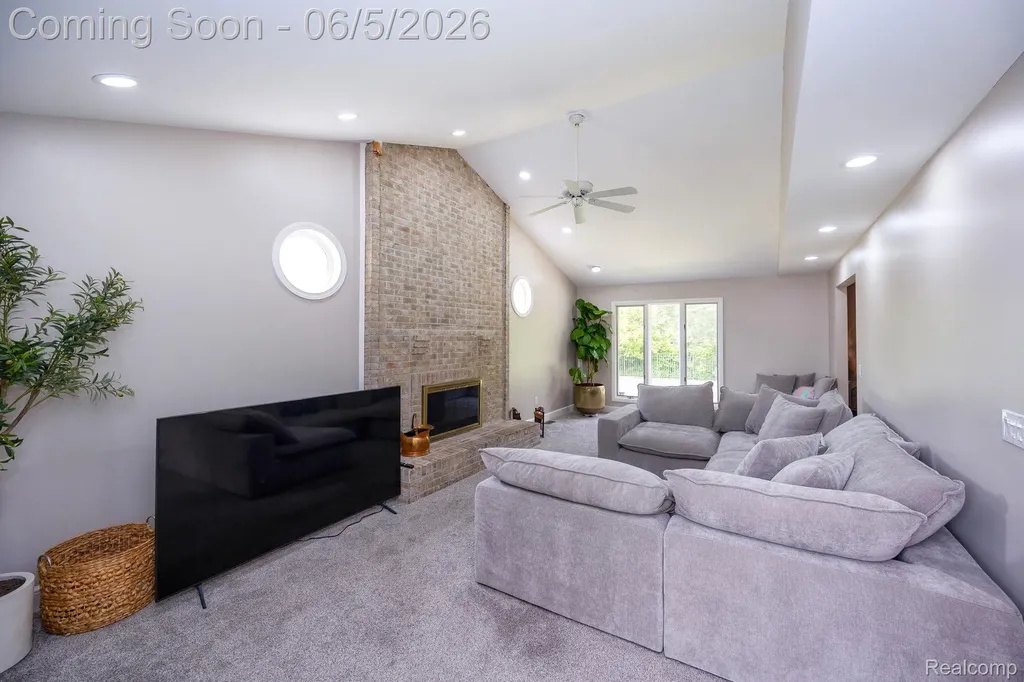 932 River Court Wyandotte City MI 48192