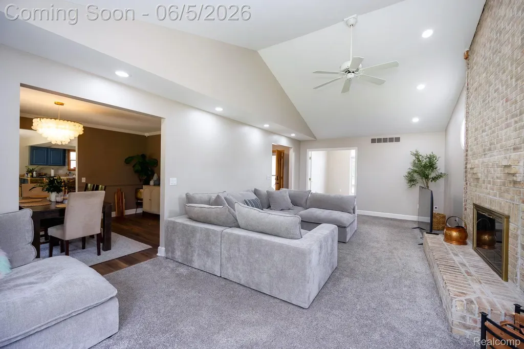 932 River Court Wyandotte City MI 48192