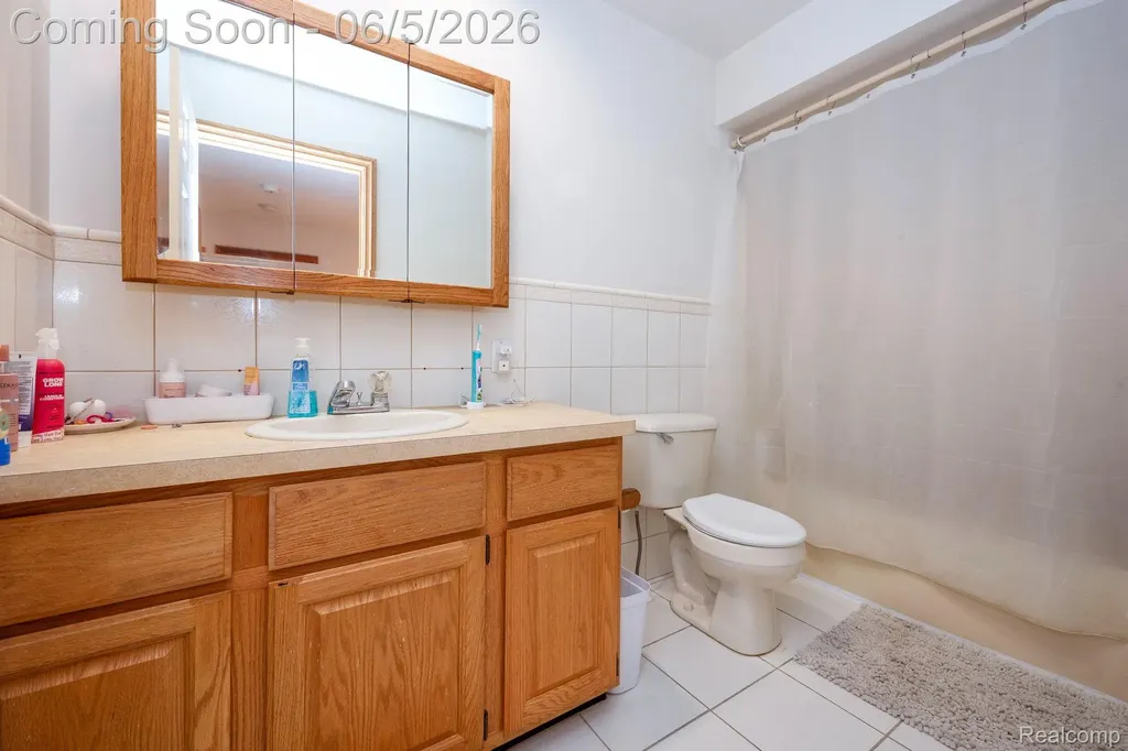 932 River Court Wyandotte City MI 48192