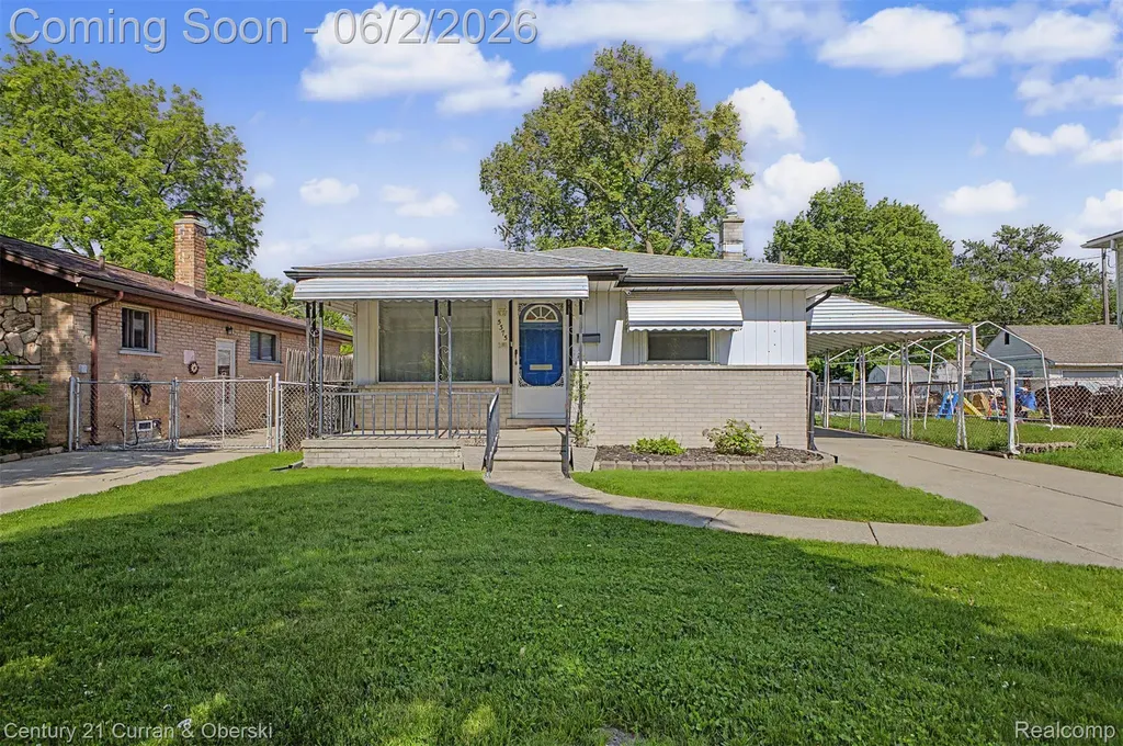5375 Mayfair Street Dearborn Heights City MI 48125