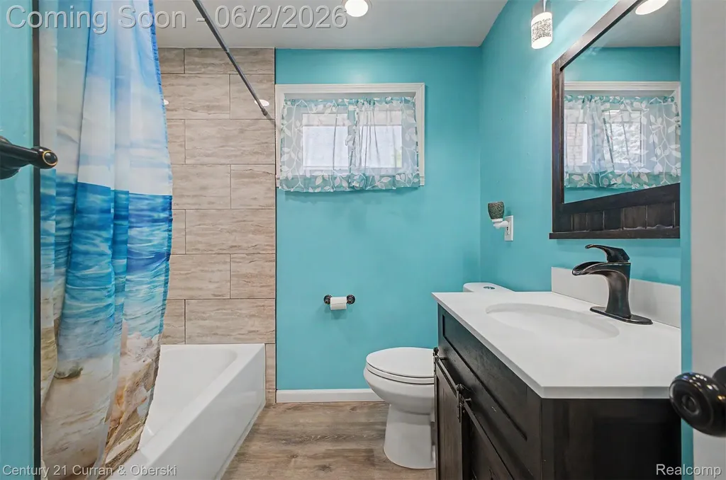 5375 Mayfair Street Dearborn Heights City MI 48125