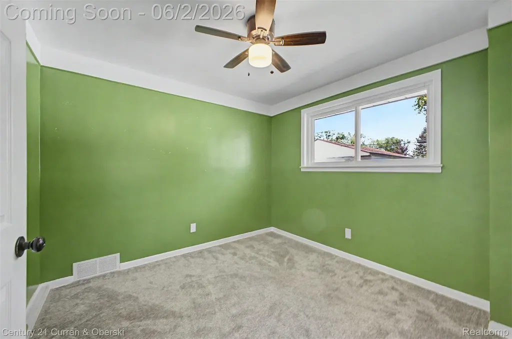 5375 Mayfair Street Dearborn Heights City MI 48125