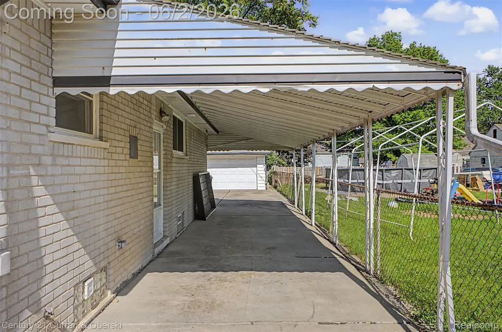 5375 Mayfair Street Dearborn Heights City MI 48125
