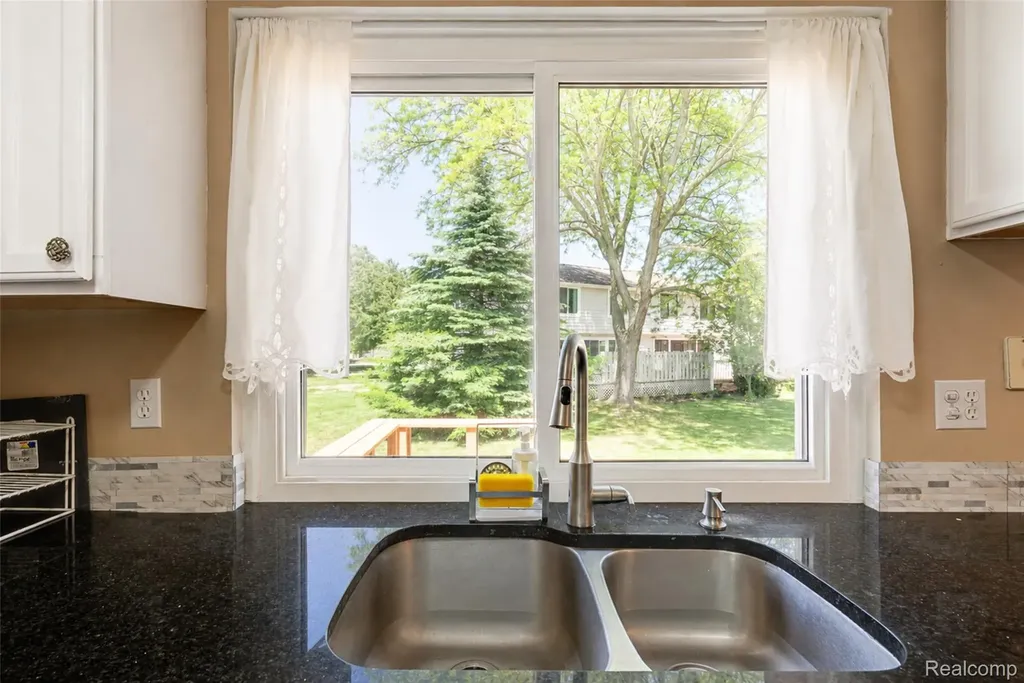 22733 Cranbrooke Drive Novi City MI 48375