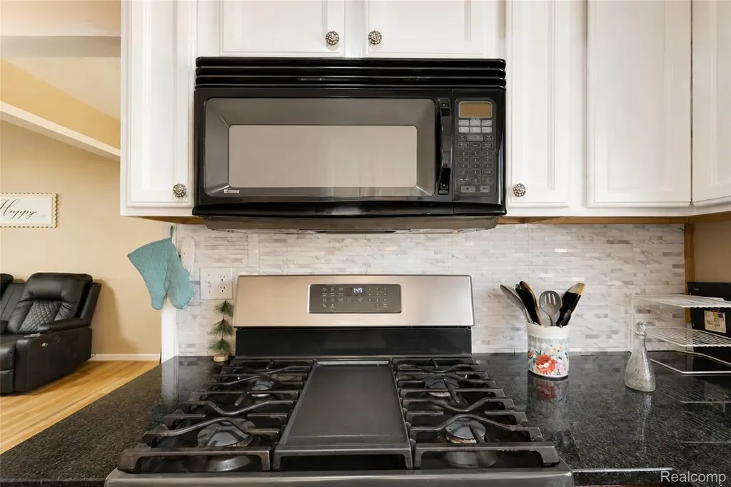 22733 Cranbrooke Drive Novi City MI 48375