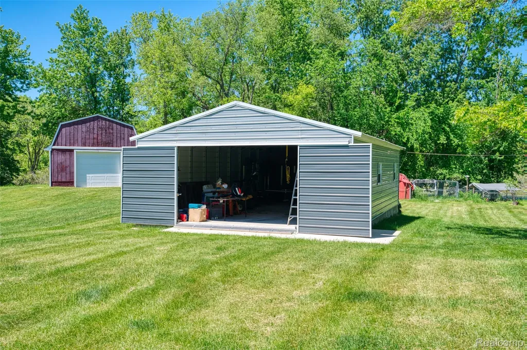 940 Rowland Road Addison Township MI 48367