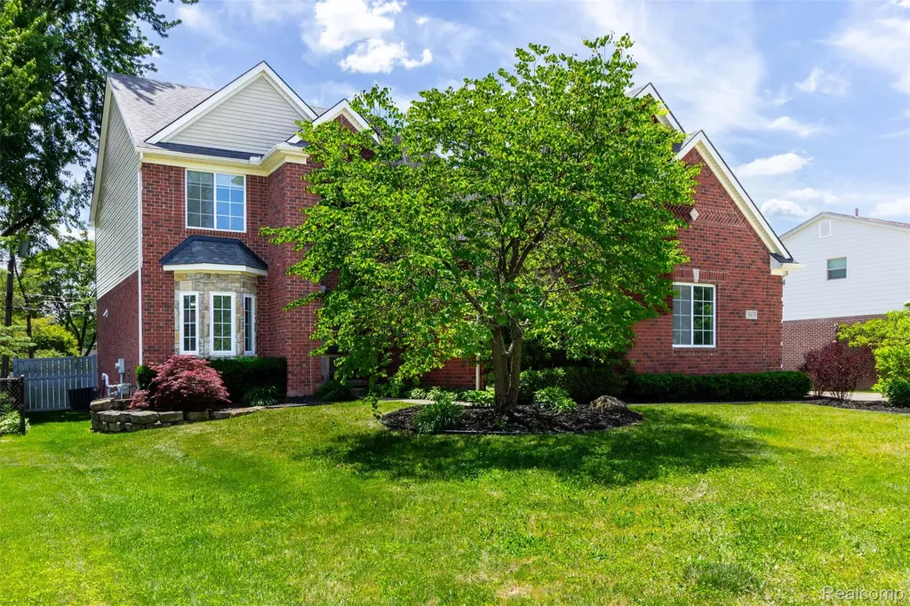36039 Curtis Road Livonia City MI 48152
