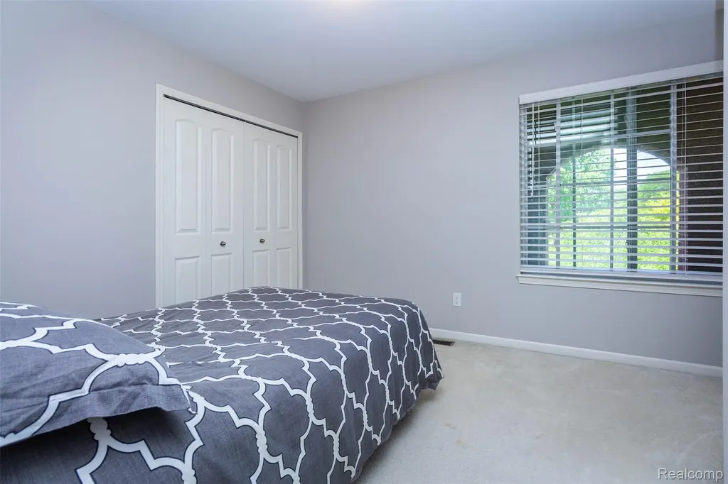36039 Curtis Road Livonia City MI 48152