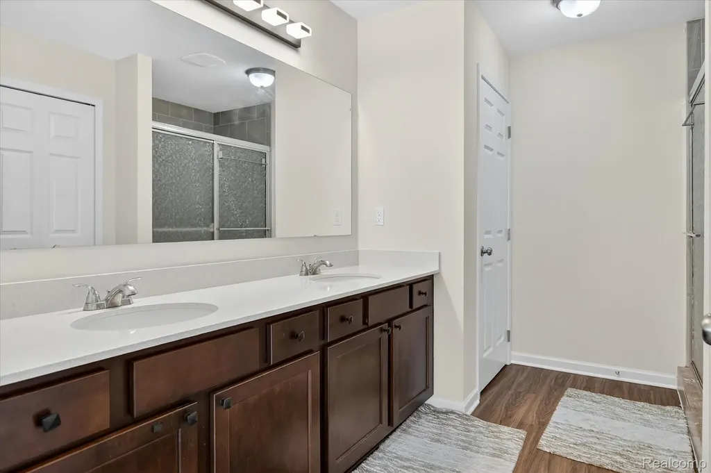 58676 Losino Drive Lyon Charter Township MI 48178