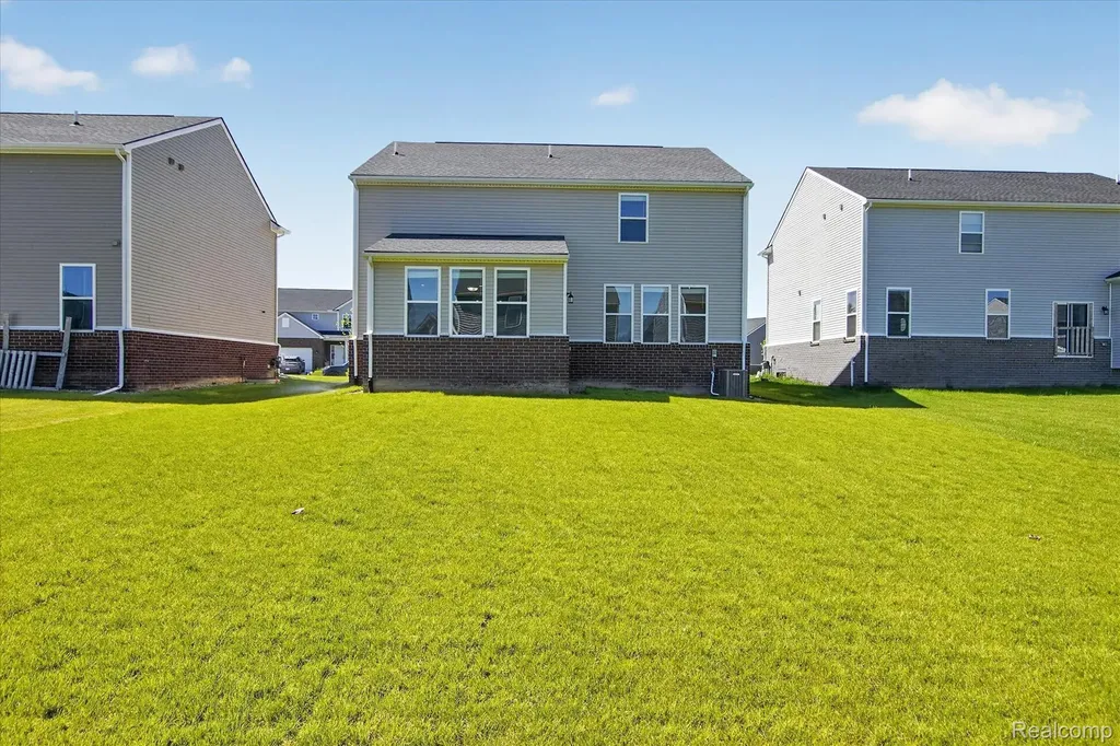 58676 Losino Drive Lyon Charter Township MI 48178