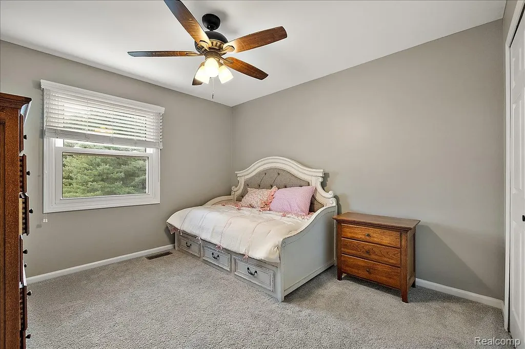 5768 Bellshire Lane Independence Charter Township MI 48346