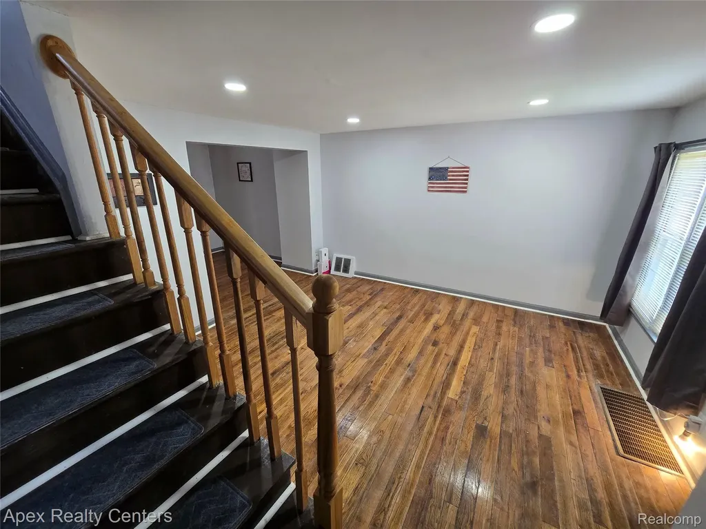 7671 - 7675 Evergreen Avenue Detroit City MI 48228