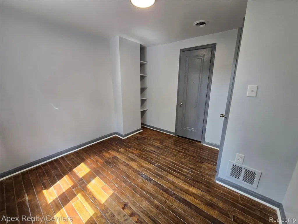 7671 - 7675 Evergreen Avenue Detroit City MI 48228