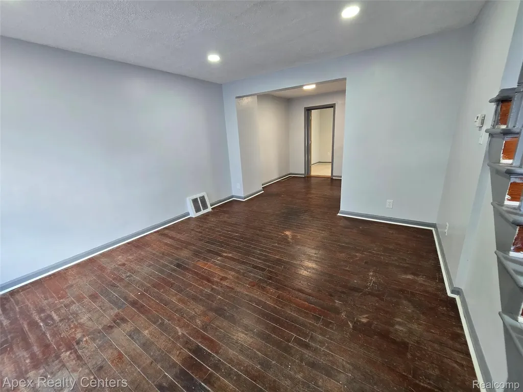 7671 - 7675 Evergreen Avenue Detroit City MI 48228