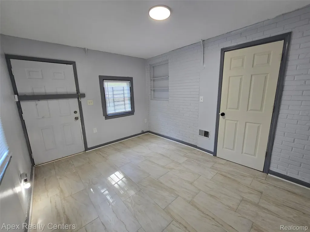 7671 - 7675 Evergreen Avenue Detroit City MI 48228