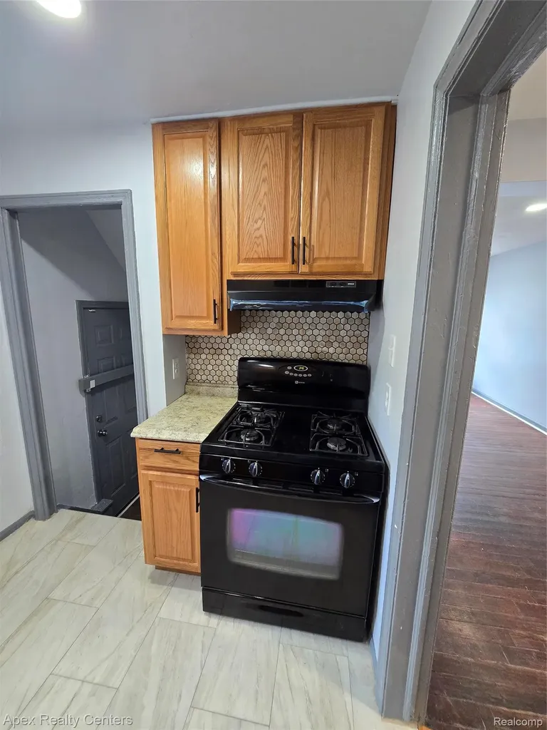 7671 - 7675 Evergreen Avenue Detroit City MI 48228