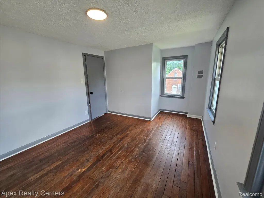 7671 - 7675 Evergreen Avenue Detroit City MI 48228