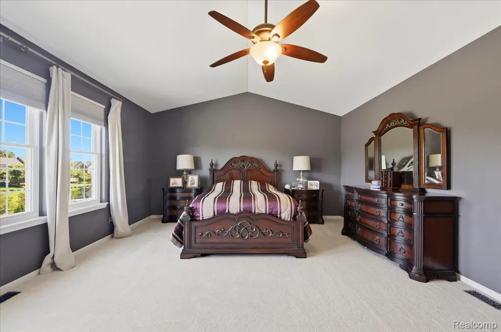 48606 Greenwich Circle Canton Charter Township MI 48188