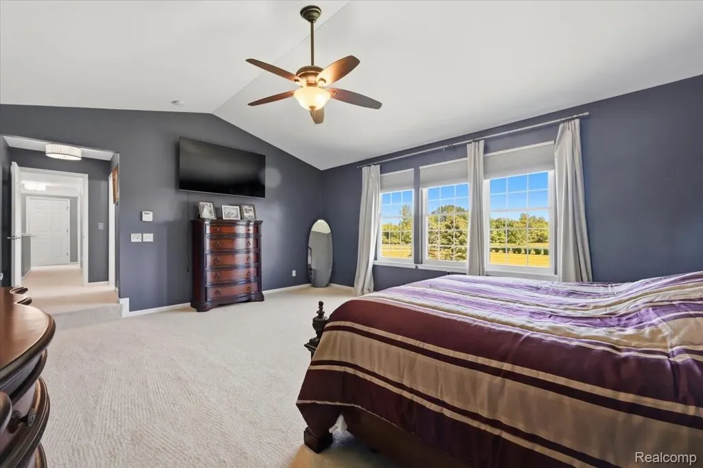 48606 Greenwich Circle Canton Charter Township MI 48188