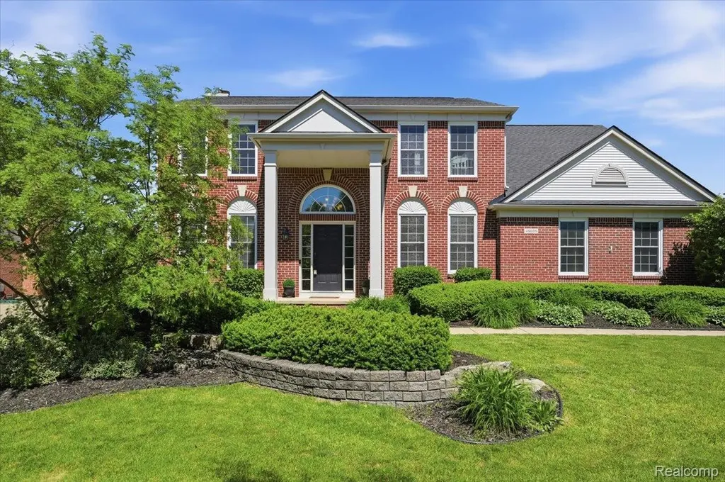48606 Greenwich Circle Canton Charter Township MI 48188
