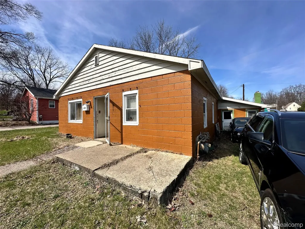 828 Short Street Ypsilanti City MI 48197