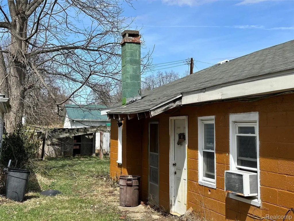 828 Short Street Ypsilanti City MI 48197