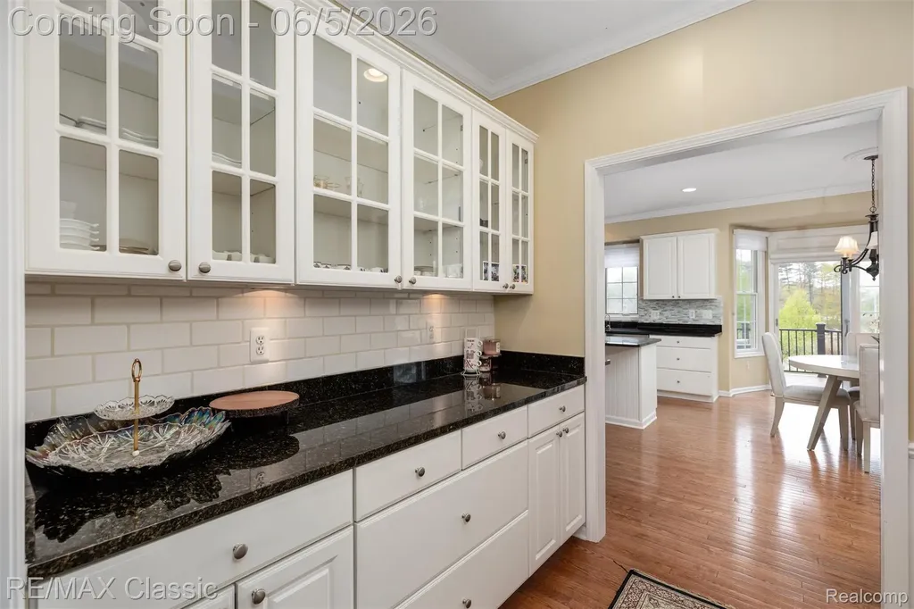 45201 Jacob Drive Novi City MI 48375
