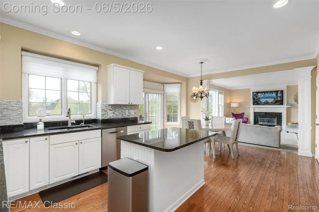 45201 Jacob Drive Novi City MI 48375