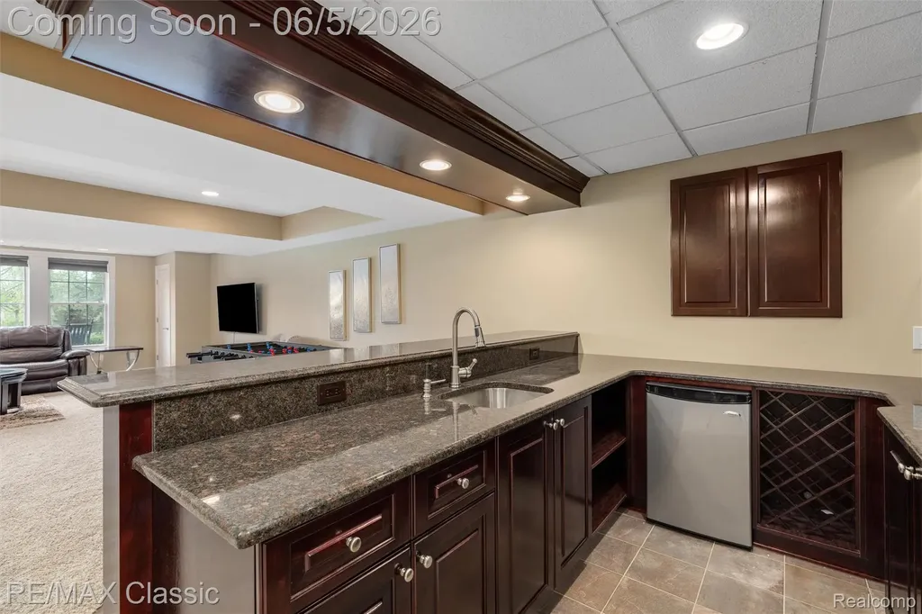 45201 Jacob Drive Novi City MI 48375