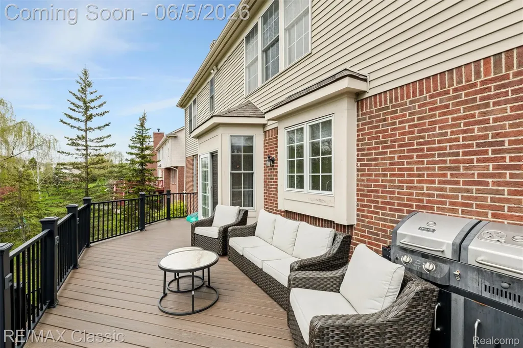 45201 Jacob Drive Novi City MI 48375