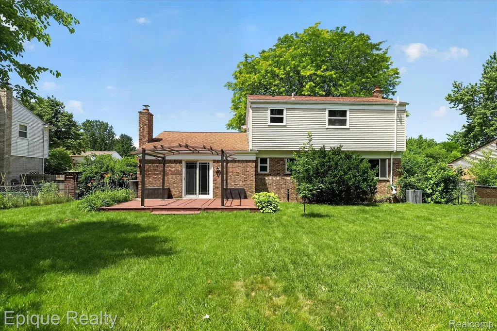 3907 Helen Avenue Pittsfield Charter Township MI 48197