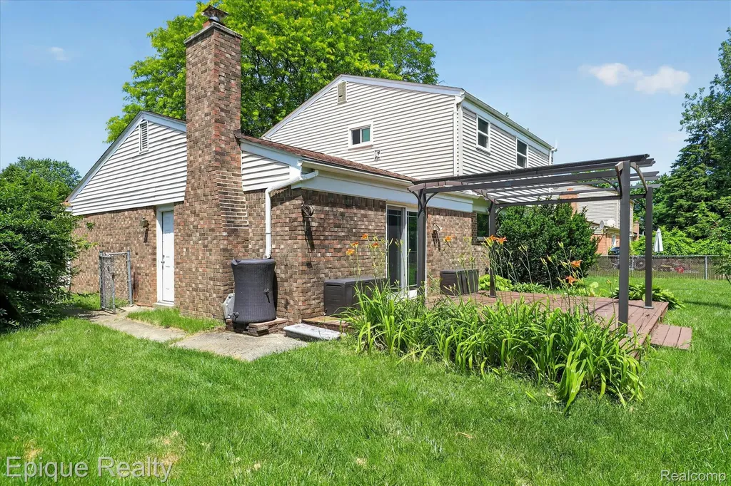 3907 Helen Avenue Pittsfield Charter Township MI 48197