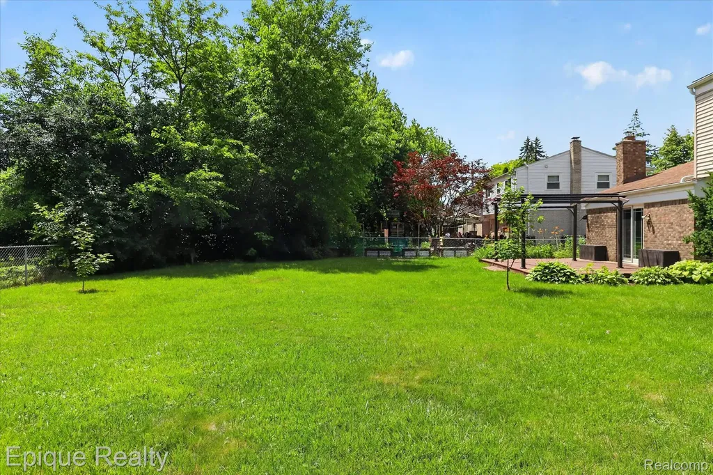 3907 Helen Avenue Pittsfield Charter Township MI 48197