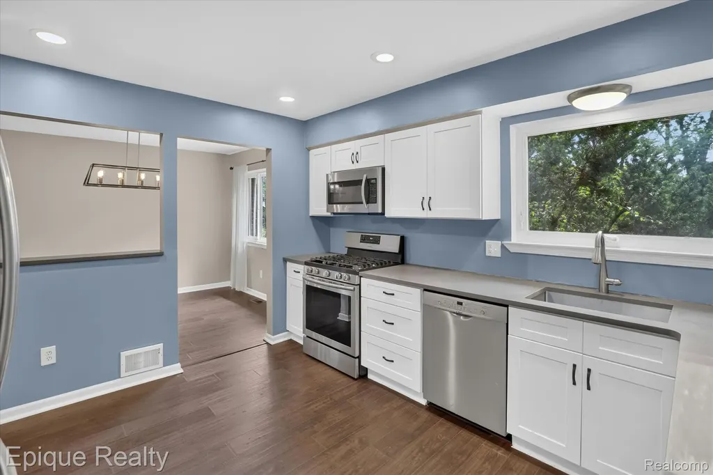 3907 Helen Avenue Pittsfield Charter Township MI 48197