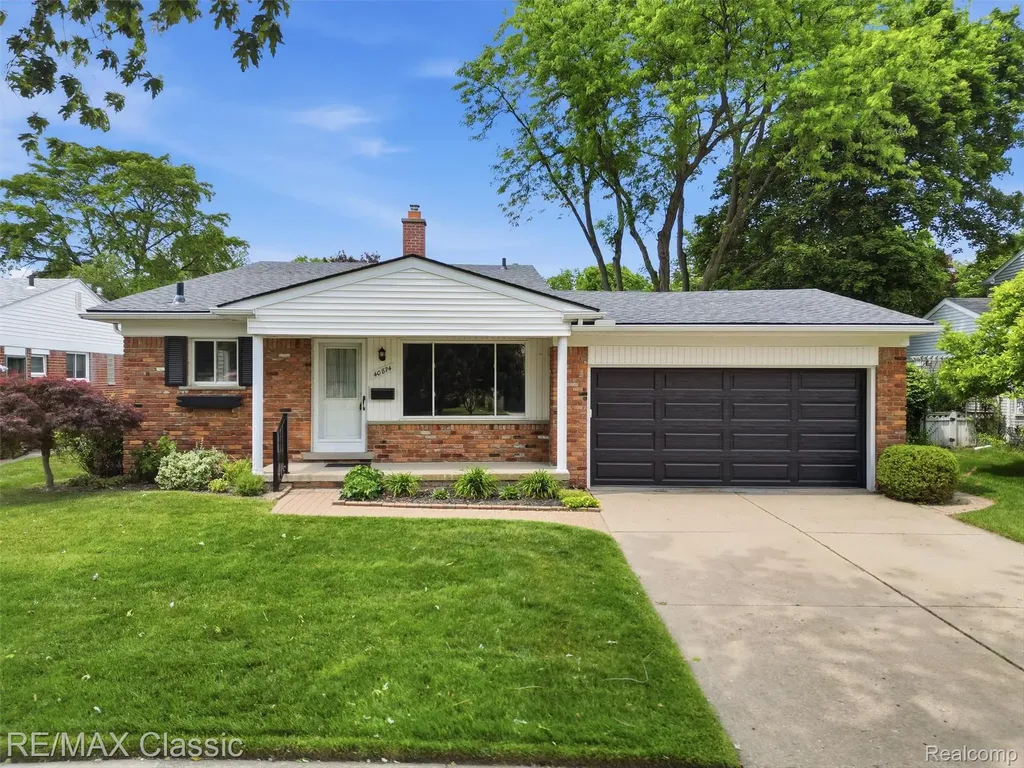 40874 Ivywood Lane Plymouth Charter Township MI 48170