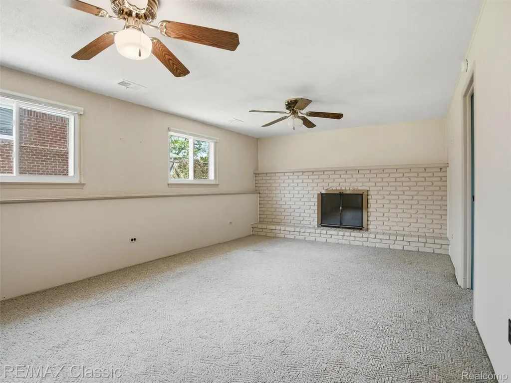 40874 Ivywood Lane Plymouth Charter Township MI 48170