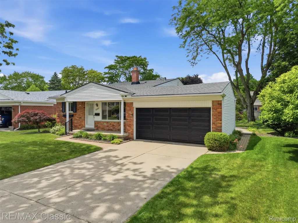 40874 Ivywood Lane Plymouth Charter Township MI 48170