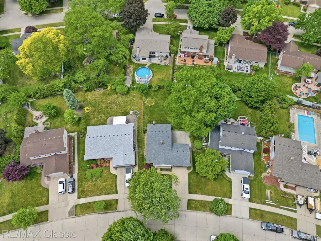 40874 Ivywood Lane Plymouth Charter Township MI 48170