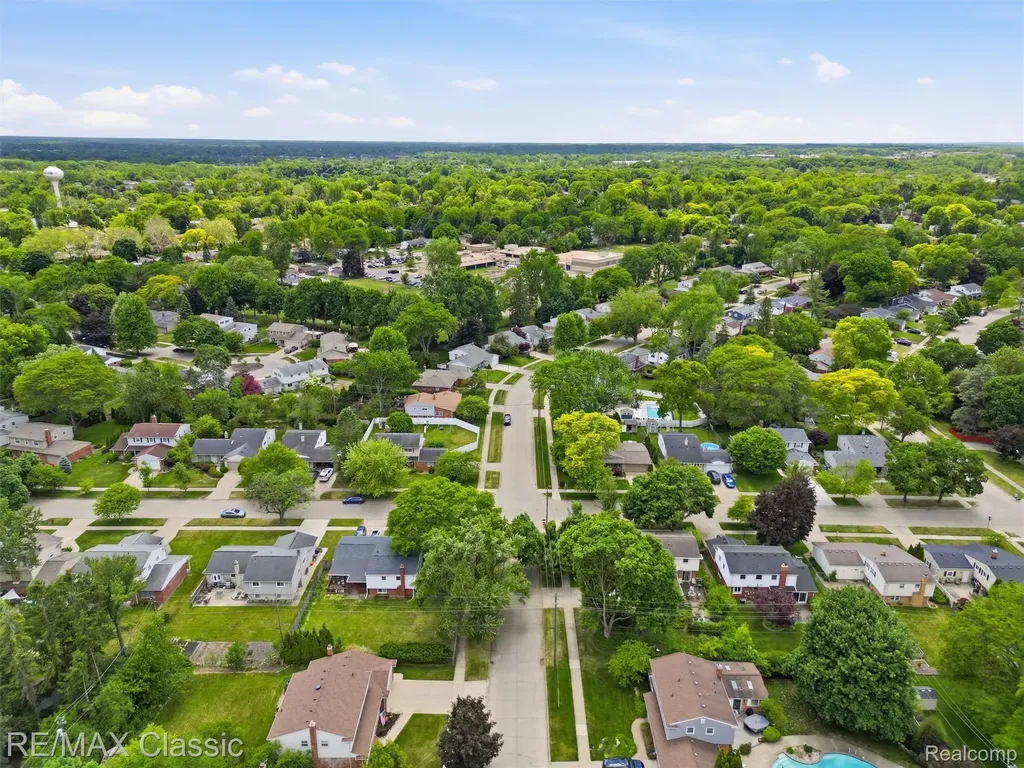 40874 Ivywood Lane Plymouth Charter Township MI 48170