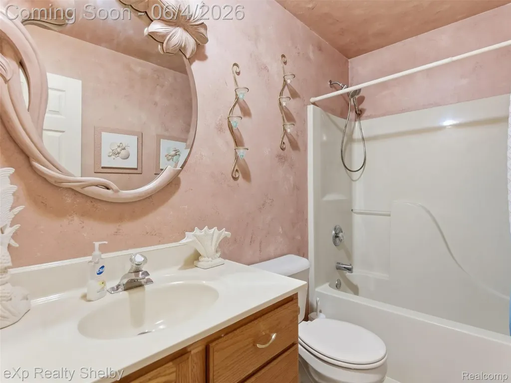 4154 Union Dryden Village MI 48428