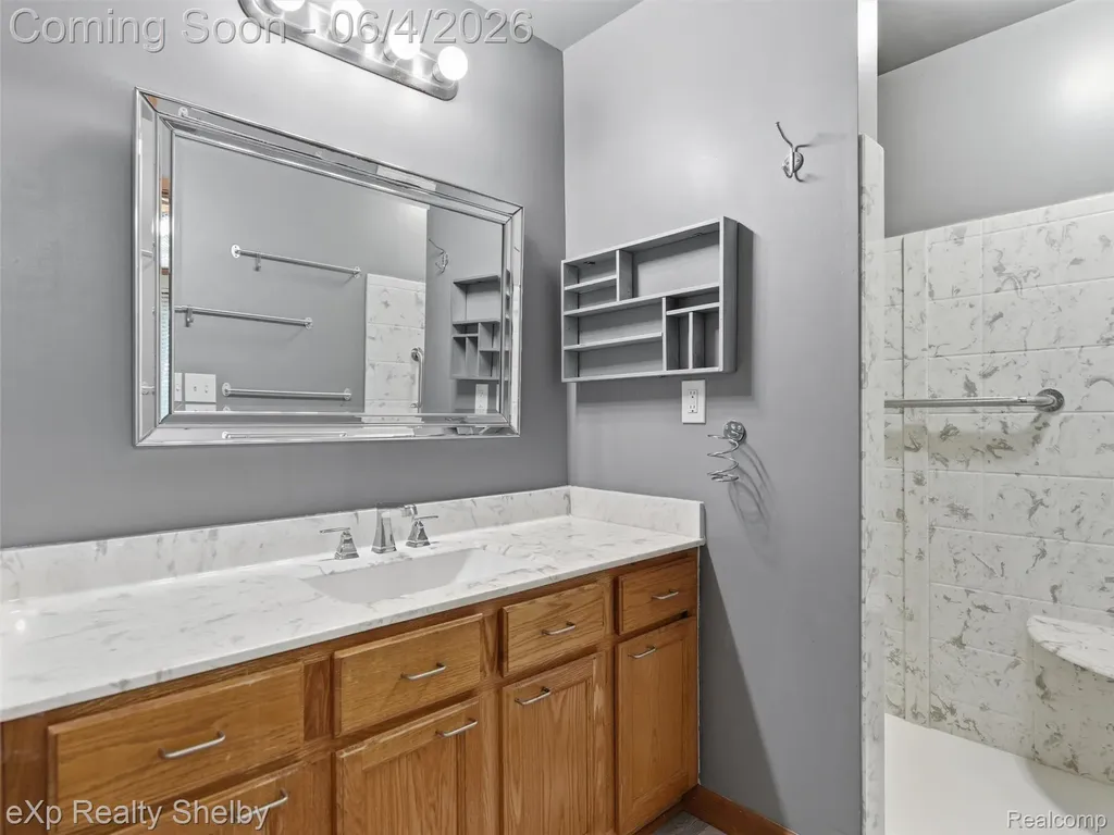 4154 Union Dryden Village MI 48428