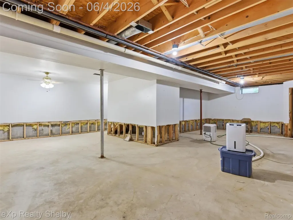 4154 Union Dryden Village MI 48428