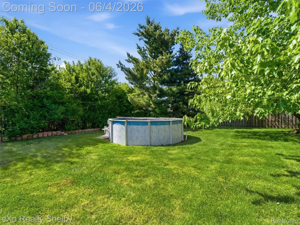 4154 Union Dryden Village MI 48428